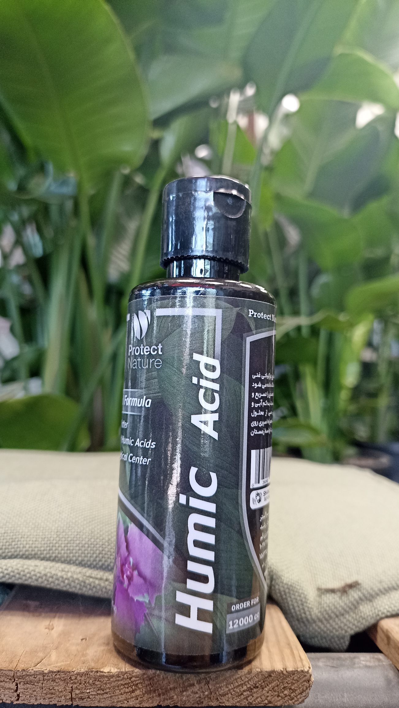 هیومیک‌اسید مخصوص نخل نیکولای برای تقویت خاک و افزایش جذب عناصر غذایی